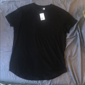 H&M size Large long black tee round bottom